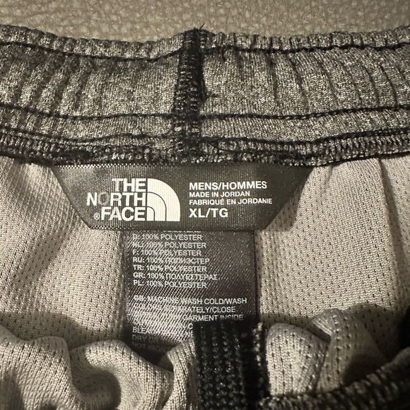 The North Face Charcoal Men's Athletic Shorts xl - Picture 4 of 5